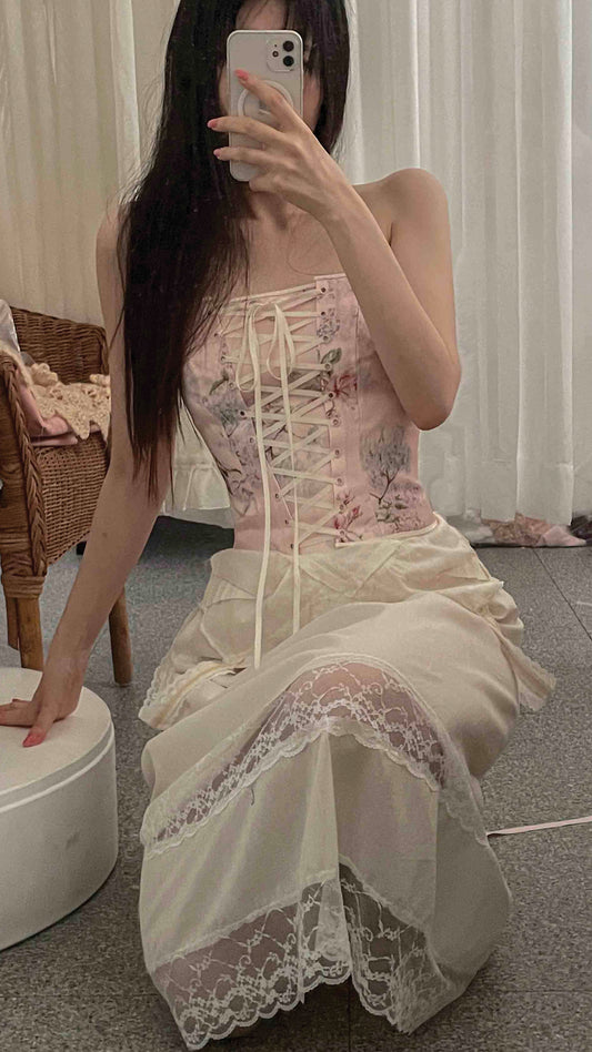 Romantique Front Lacing Corset