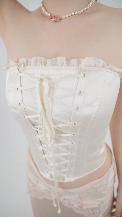 Romantique Front Lacing Corset in satin